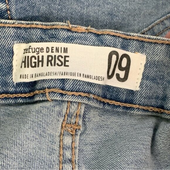 Refuge Denim High Rise Cutoff Jean Shorts - Picture 3 of 6